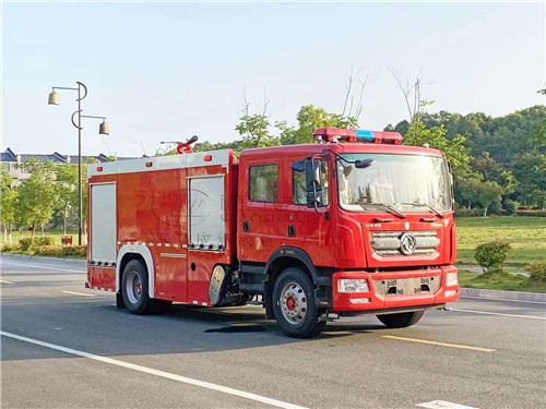 國(guó)六東風(fēng)D9六噸水罐消防車、泡沫消防車