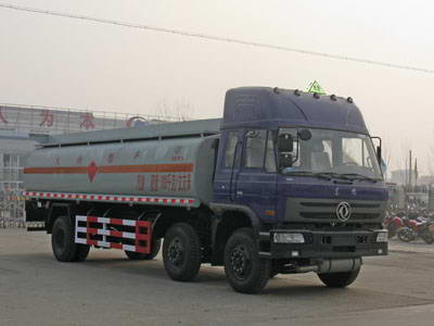 21方東風(fēng)153運(yùn)油車