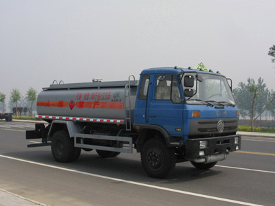 東風10噸運油車