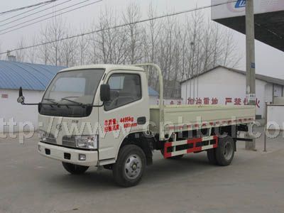 廂長(zhǎng)4.2米低速貨車