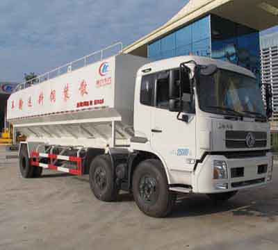 國四東風(fēng)小三軸散裝飼料車