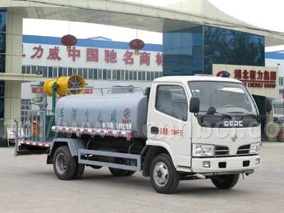 國四東風(fēng)銳鈴綠化噴藥車，打藥車