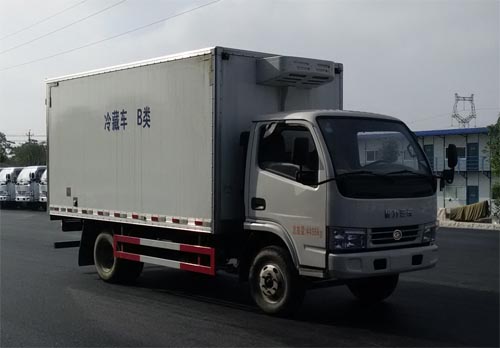 國(guó)五程力威牌廂長(zhǎng)4米冷藏車(chē) 